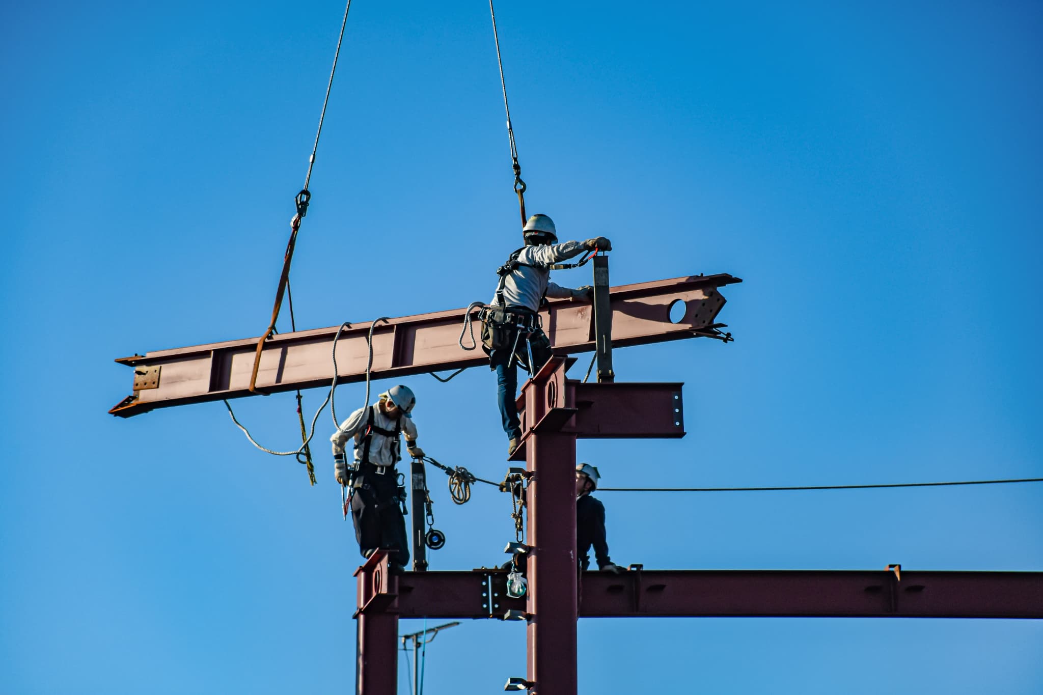 静岡県掛川市で鉄骨鳶の求人をお探しの方へ｜服部工業が選ばれる5つの理由